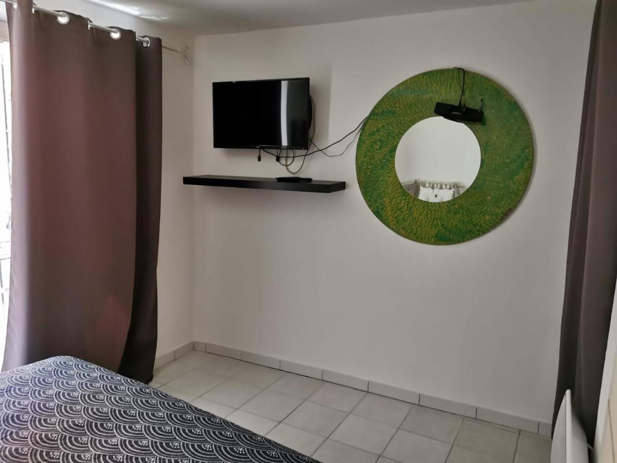 Maison De Village Aux Portes Du Verdon 萨雷尔讷 外观 照片